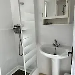 度假居 Maison Proche Canaux Et 艾姆布里亚布拉瓦