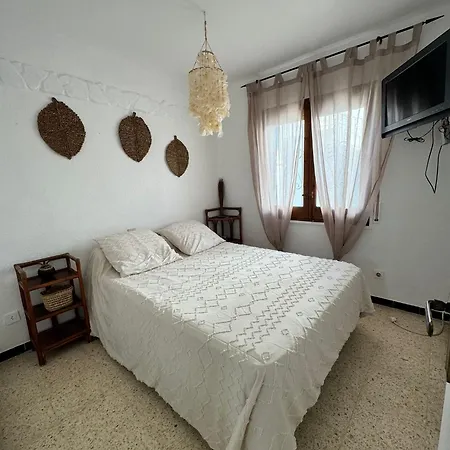 Dom wakacyjny Maison Proche Canaux Et Empuriabrava