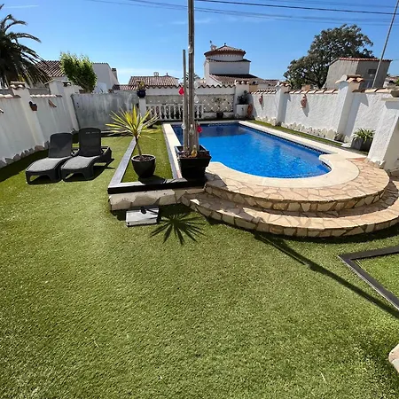 Holiday home Maison Proche Canaux Et