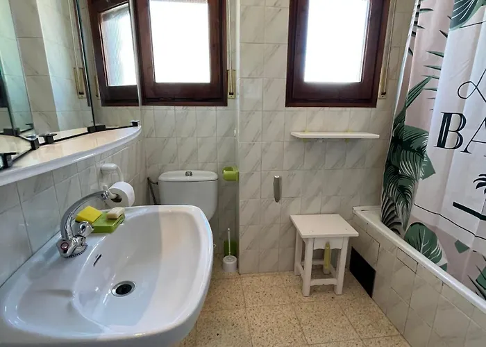 Maison Proche Canaux Et بيت للعطل
