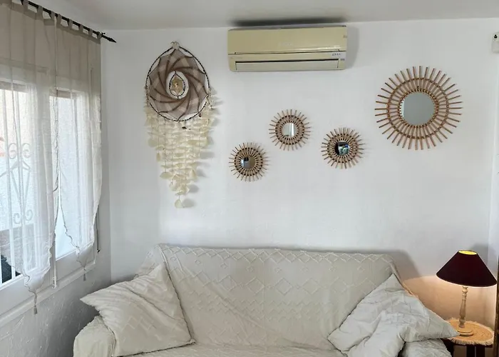 Maison Proche Canaux Et بيت للعطل إمبوريابرافا